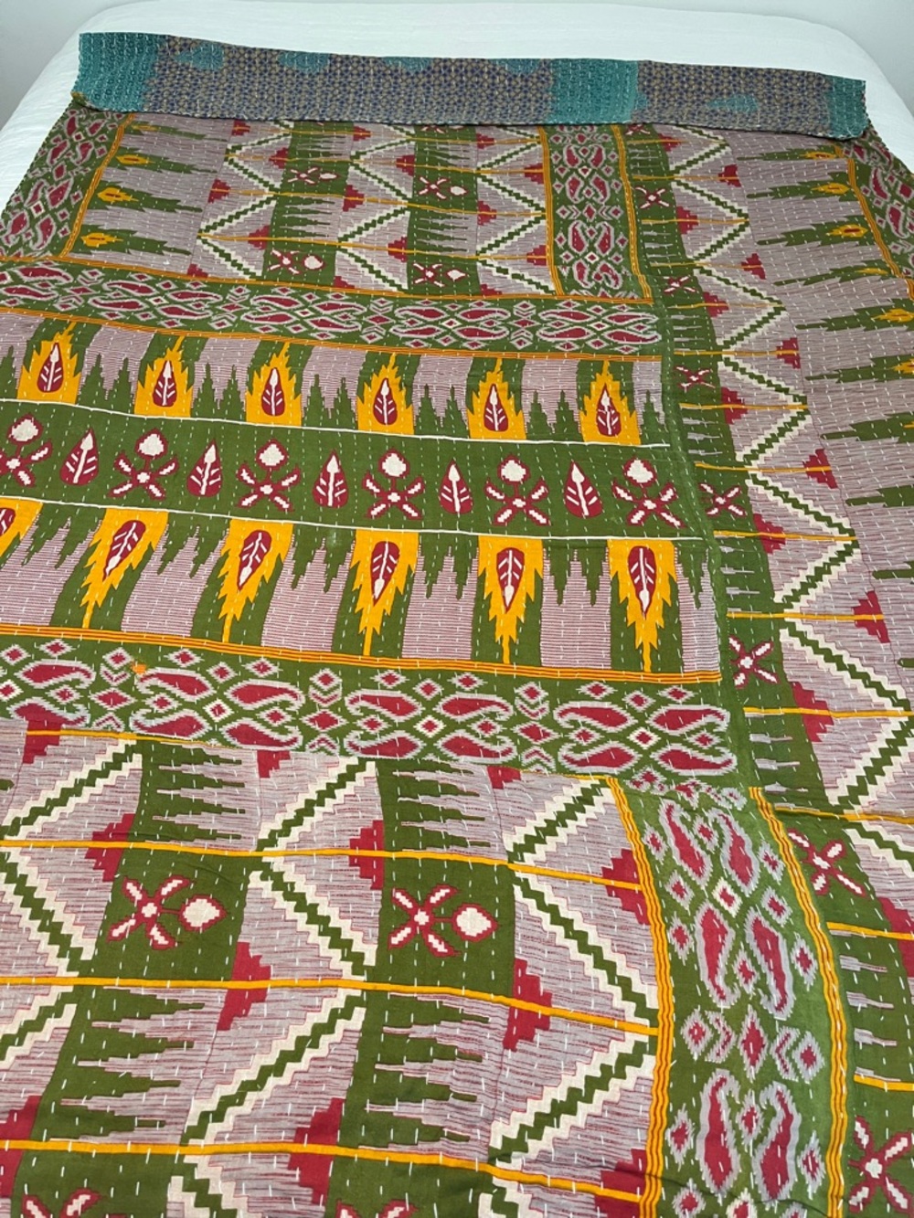 KANTHA QUILT HANDCRAFTED LIGHTWEIGHT REVERSIBLE BLANKET THROW BEDDING FROM INDIA - Picture 6 of 12